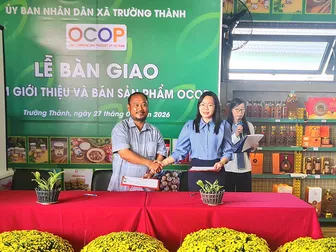 Ra mắt và bàn giao điểm giới thiệu, bán sản phẩm OCOP