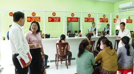 Dịch vụ công tập trung, thống nhất - Nhiều tiện ích, nhưng còn vướng mắc
