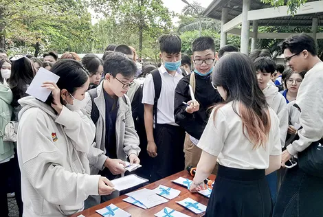 Giúp sinh viên nâng cao năng lực ngoại ngữ