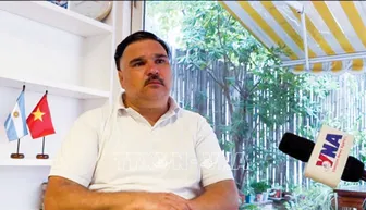 Việt Nam tiếp tục là điểm sáng về tăng trưởng và hội nhập