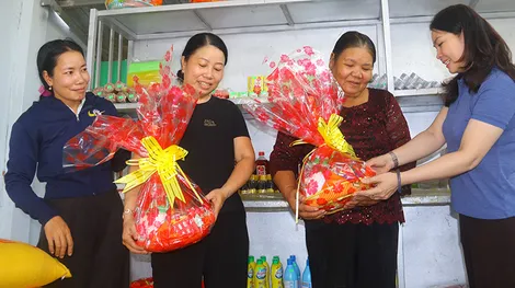 Để mùa xuân thêm vui