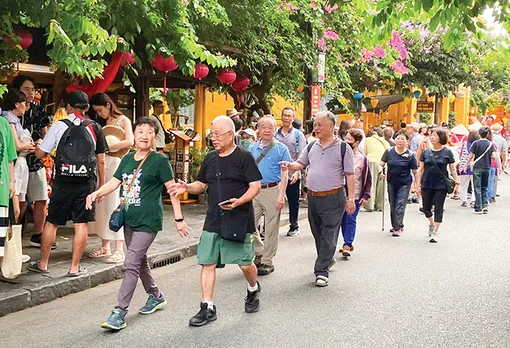 Việt Nam trong mắt nhà văn ngoại quốc