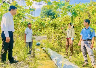 Lãnh đạo thực hiện hiệu quả các mô hình Dân vận khéo Lãnh đạo thực hiện hiệu quả các mô hình Dân vận khéo