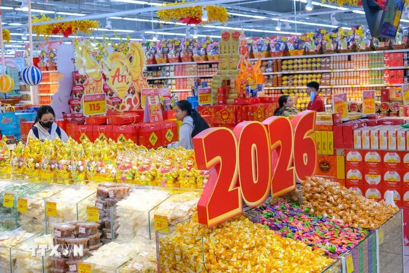 Thủ tướng yêu cầu không để thiếu hàng, tăng giá bất hợp lý dịp Tết Bính Ngọ 2026