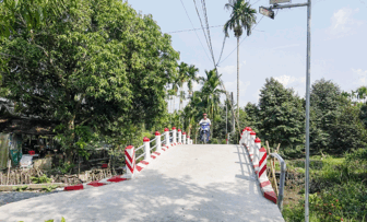 សកម្ម​ភាព​ជាក់​ស្តែង​ដើម្បី​ប្រ​ជា​ជន​