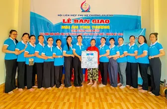  Nhiều hoạt động hỗ trợ phụ nữ