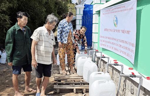 មិនទុកឱ្យ​ប្រ​ជា​ជន​ខ្វះ​ទឹកស្អាត