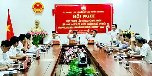 Hiệp thương lập danh sách sơ bộ những người ứng cử đại biểu HĐND phường Thới Long và phường Hưng Phú