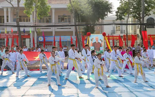 Hơn 600 VĐV tham gia Đại hội Thể dục thể thao phường Long Mỹ