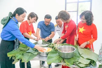 Xuân về trên vùng biển, đảo Tây Nam của Tổ quốc