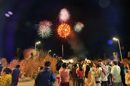 Cần Giờ đón Tết sớm: Hơn 10.000 du khách đổ về khai hội Green Paradise Tet Fest