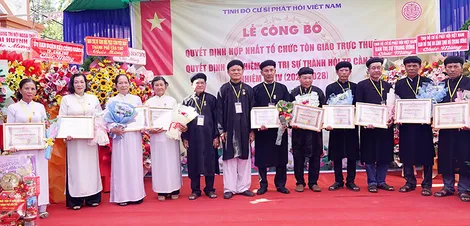 Tham gia công tác y tế phước thiện trị giá hơn 70 tỉ đồng