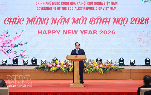 PM, spouse host banquet for diplomatic corps in Hanoi