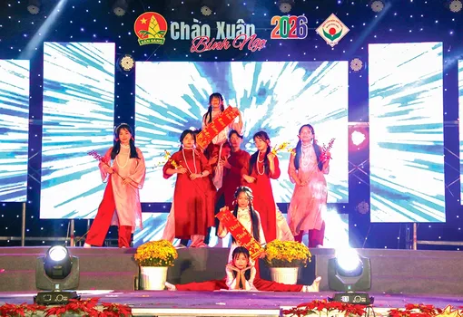 Thiếu nhi với những giai điệu mừng Đảng - mừng Xuân