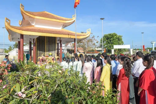 Xã Đại Hải dâng hương tưởng niệm các anh hùng liệt sĩ