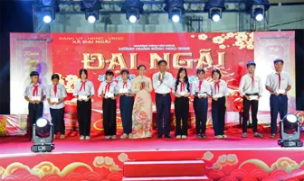 50 suất học bổng được trao tại chương trình văn nghệ “Đại Ngãi - Mùa xuân đầu tiên”