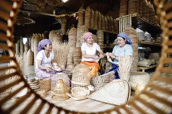 Sắc xuân trên những làng nghề truyền thống