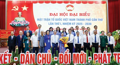 Phát huy sức mạnh đại đoàn kết toàn dân tộc, xây dựng TP Cần Thơ văn minh, hiện đại, là trung tâm động lực của vùng ĐBSCL