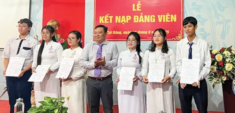 Tạo sức bật từ khâu then chốt