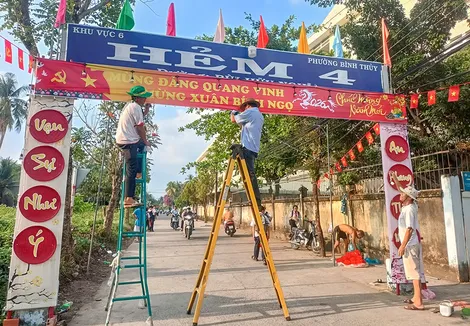 Tình đoàn kết ở hẻm 4 đường Bùi Hữu Nghĩa