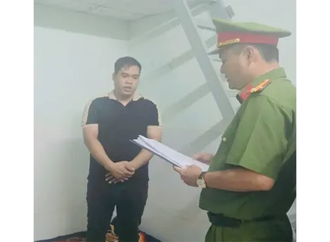 Khởi tố nhân viên công ty tham ô tài sản