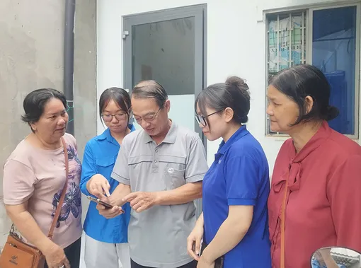 Phấn đấu thuộc nhóm 50 nước dẫn đầu thế giới về phát triển chính phủ điện tử, chính phủ số