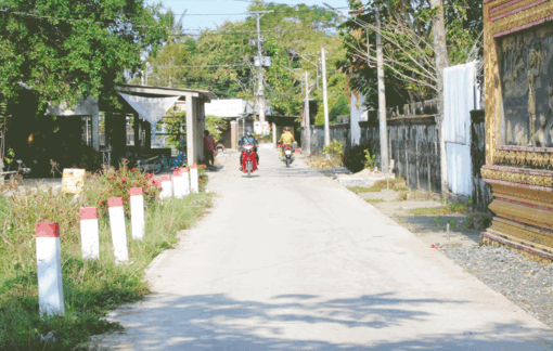 ជីវ​ភាព​ថ្មី​នៅ​តំបន់​ជន​រួម​ជាតិ​ខ្មែរ​ភូមិ​ពពុះ​ទឹក​