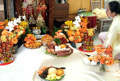 Vì sao mùng 10 Tết vía Thần Tài cúng cá lóc nướng?