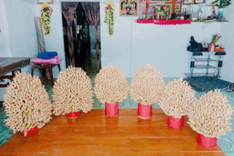 នំ​ខ្ញី​របស់​ជន​រួម​ជាតិ​ខ្មែរ​ណាម​បូ​