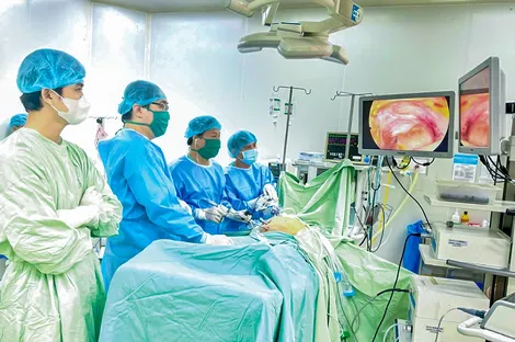 Người mở lối phẫu thuật nội soi điều trị thoát vị thành bụng tại ĐBSCL