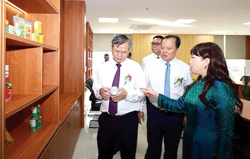 Doanh nghiệp an tâm đầu tư, sản xuất khởi sắc