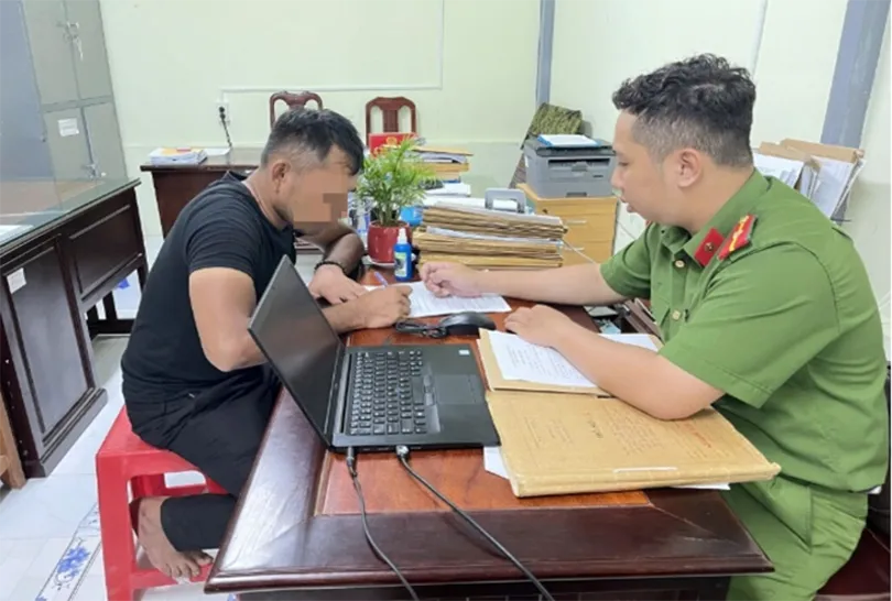 Công an cơ sở bắt giữ và vận động đầu thú nhiều đối tượng có lệnh truy nã