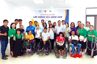“Thắp lửa” niềm tin cho người khuyết tật
