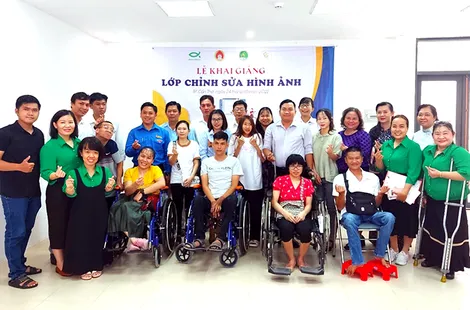 “Thắp lửa” niềm tin cho người khuyết tật