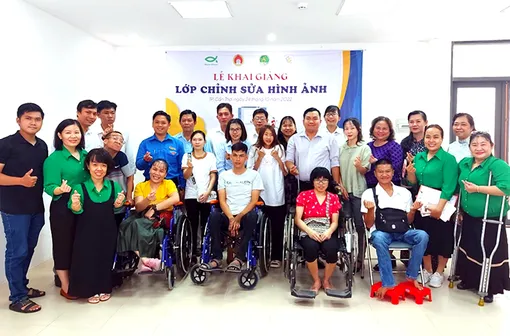 “Thắp lửa” niềm tin cho người khuyết tật