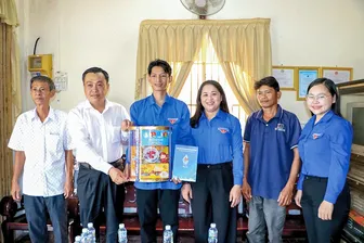 Tiếp nối truyền thống, tuổi trẻ Cần Thơ hăng hái lên đường nhập ngũ