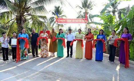 Khởi công và khánh thành 2 cầu nông thôn