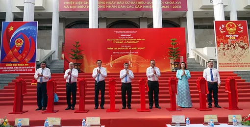 Triển lãm sách và trưng bày chuyên đề chào mừng bầu cử đại biểu Quốc hội và HĐND các cấp