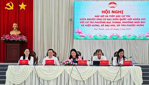 Những người ứng cử đại biểu Quốc hội khóa XVI tại Đơn vị bầu cử số 4 tiếp xúc cử tri