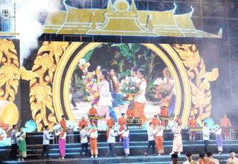 ការ​អភិ​រក្ស​និង​អភិ​វឌ្ឍ​តម្លៃ​វប្ប​ធម៌​ក្នុង​យុគ​សម័យ​សមា​ហរ​ណកម្ម