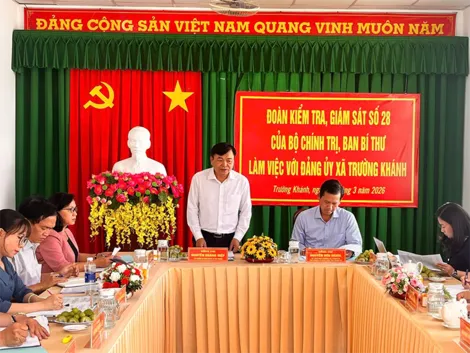 Đoàn kiểm tra, giám sát số 28 của Bộ Chính trị, Ban Bí thư làm việc tại xã Trường Khánh