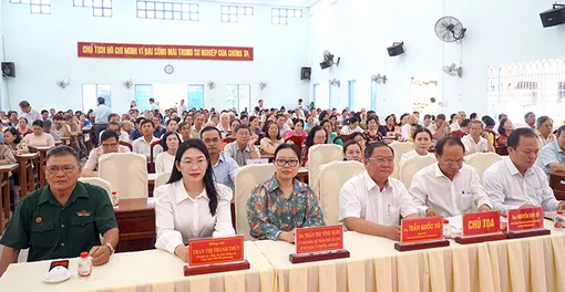 Những người ứng cử đại biểu Quốc hội khóa XVI tiếp xúc cử tri phường Ninh Kiều, Cái Khế và Tân An