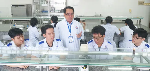 Khoa học công nghệ đưa Trường Đại học Y Dược Cần Thơ vươn tầm Đông Nam Á