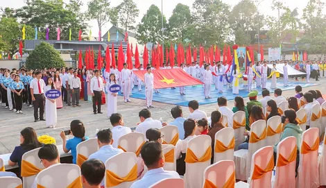 Đôn đốc việc tổ chức Đại hội Thể dục thể thao cấp xã