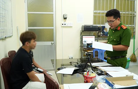 Bắt nhóm thanh thiếu niên sử dụng hung khí gây rối trật tự công cộng