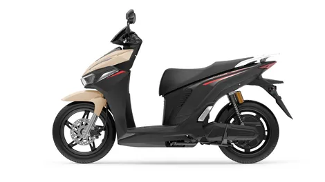 Xe đổi pin thể thao VinFast Viper hút người trẻ với loạt ưu đãi kịch trần, chủ xe xăng chuyển đổi được tặng thêm quà lớn