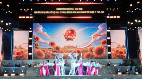 Sẵn sàng cho chương trình nghệ thuật “Cần Thơ - Mừng ngày hội lớn”