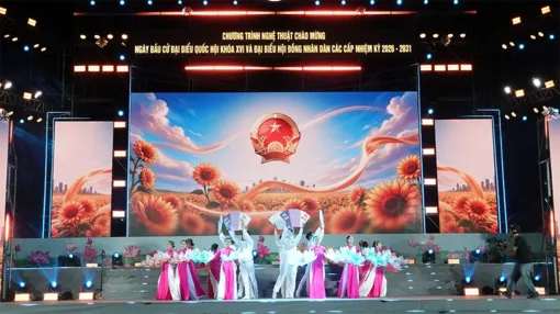 Sẵn sàng cho chương trình nghệ thuật “Cần Thơ - Mừng ngày hội lớn”