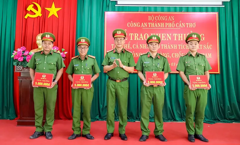 Công an phường Tân An được Bộ Công an khen thưởng trong công tác phòng, chống tội phạm