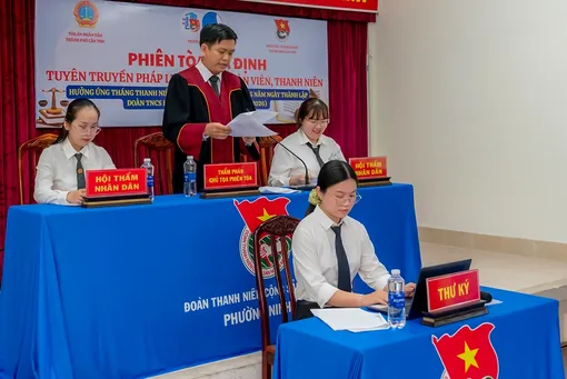 Tuyên truyền, nâng cao kiến thức pháp luật cho đoàn viên